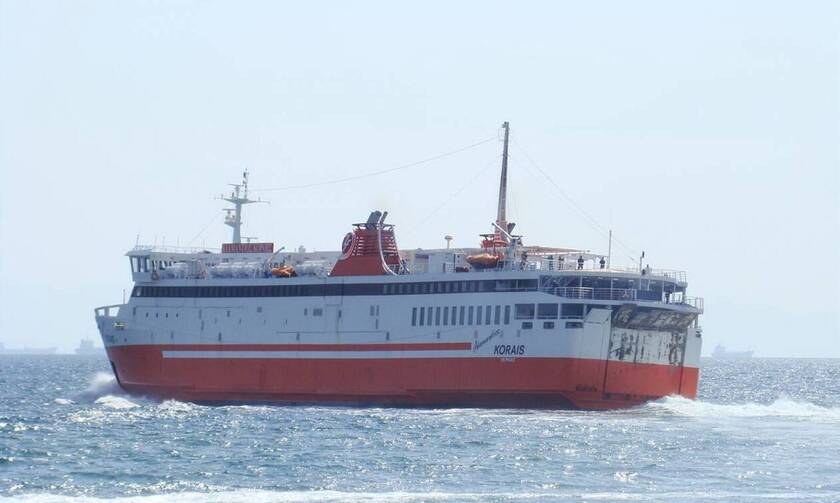 Βλάβη στο πλοίο «Αδαμάντιος Κοραής» με 597 επιβάτες