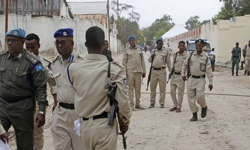 Μακελειό στη Σομαλία - Τουλάχιστον 5 νεκροί από επίθεση σε ξενοδοχείο