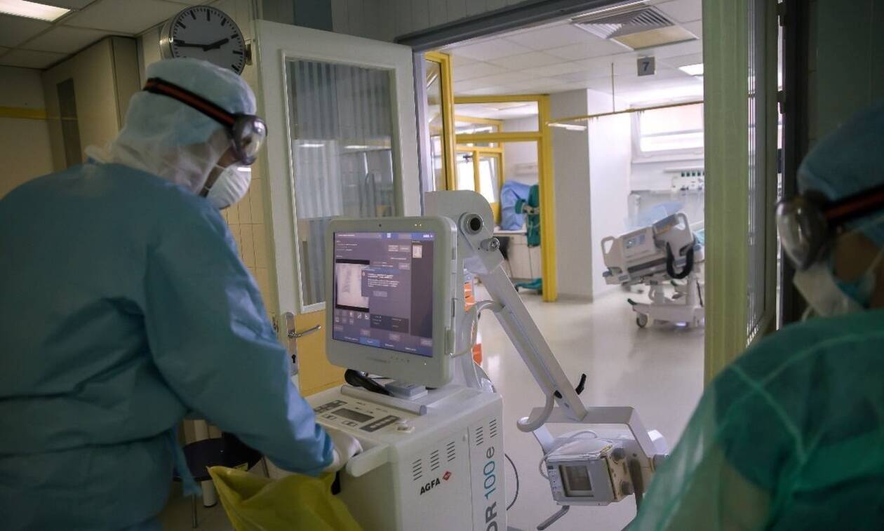 Κορονοϊός: Ραγδαία αύξηση των νοσηλευμένων στα νοσοκομεία σε μία εβδομάδα
