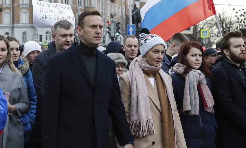 Δηλητηρίαση Ναβάλνι: Ποιοι μπλοκάρουν την μεταφορά του αντιπάλου του Πούτιν εκτός Ρωσίας