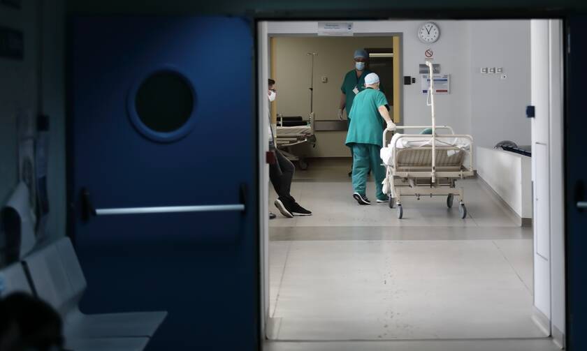 Κορονοϊός: Δύο νεκροί σε λίγες ώρες - Ο ένας 52 ετών χωρίς υποκείμενα νοσήματα