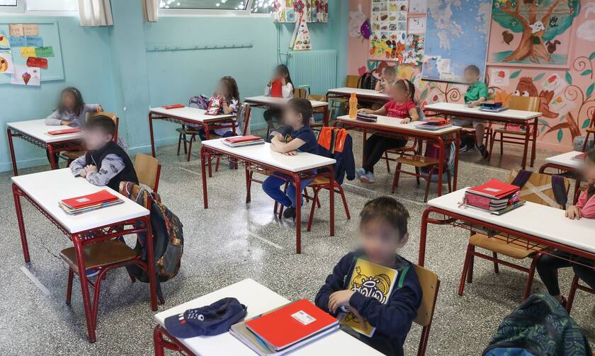 Κορονοϊός - Δημόπουλος: Ερωτήματα για την ασφαλή έναρξη των σχολείων στις 7 Σεπτεμβρίου 