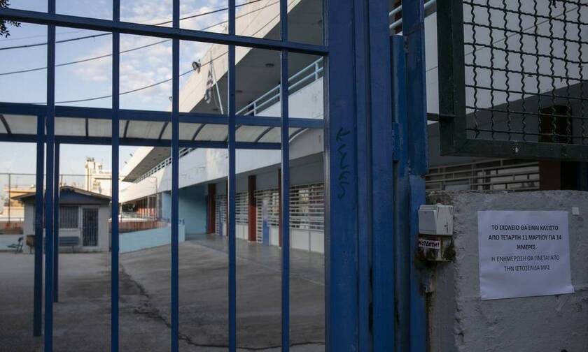 Κορονοϊός: Κόντρα Σπυράκη – Σαντορινιού για τα μέτρα στα σχολεία