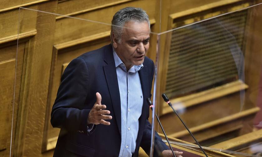 SYRIZA's Skourletis accuses government of labour devaluation 