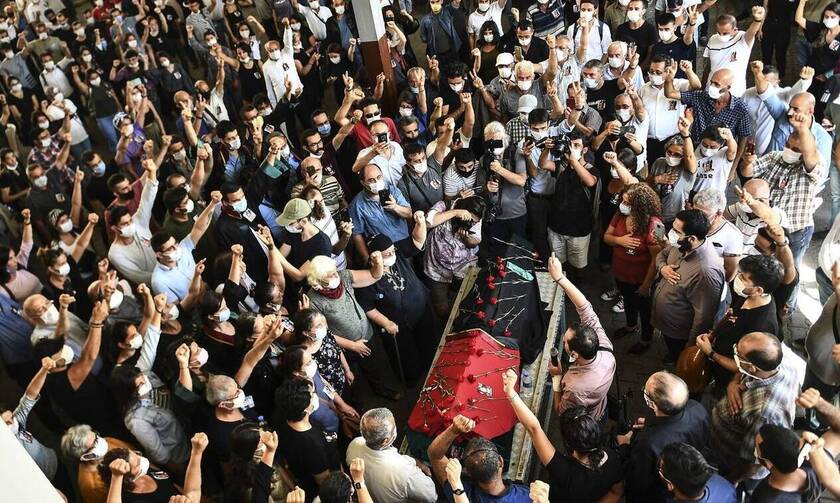 Γαλλία: «Βαθιά ανησυχία» για τα δικαιώματα στην Τουρκία μετά τον θάνατο της Εμπρού Τιμτίκ