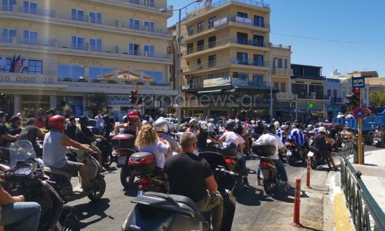 Κρήτη: Μηχανοκίνητη πορεία κατά των νέων μέτρων για τον κορονοϊό