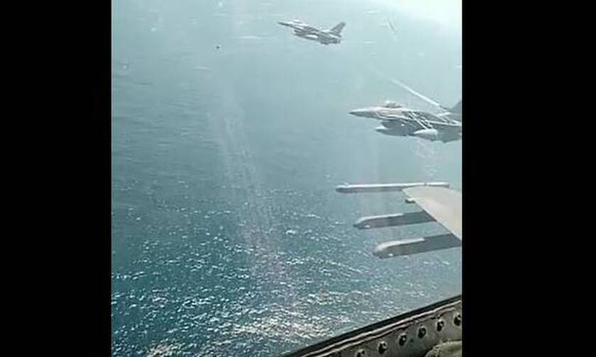 Συγκλονιστικό βίντεο: Εικόνα μέσα στο πιλοτήριο ελληνικού F-16 – Πώς χαιρέτησε τις φρεγάτες