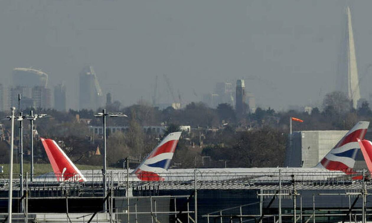 Βρετανία: Έως και 1.200 θέσεις εργασίας ενδέχεται να περικόψει το αεροδρόμιο Χίθροου 