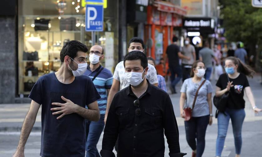 Κορονοϊός στην Τουρκία: 1.673 κρούσματα και 56 θάνατοι σε 24 ώρες