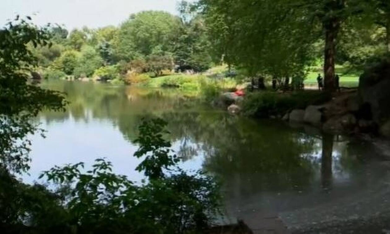Θρίλερ στο Σέντραλ Παρκ - Βρέθηκε πτώμα στη λίμνη του πάρκου