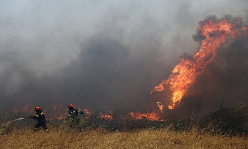 Φωτιά Ανάβυσσος: Έκτακτη σύσκεψη για την πυρκαγιά στα Καλύβια