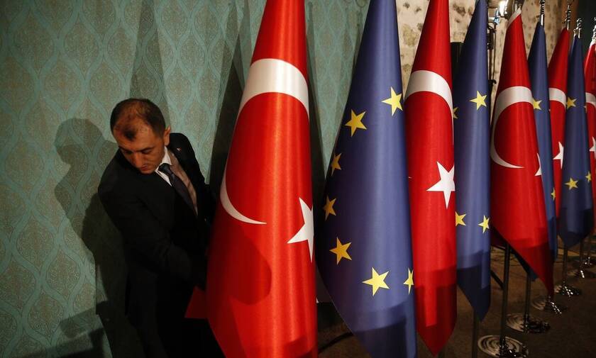 If Turkey crosses the line there will be consequences, EU official says