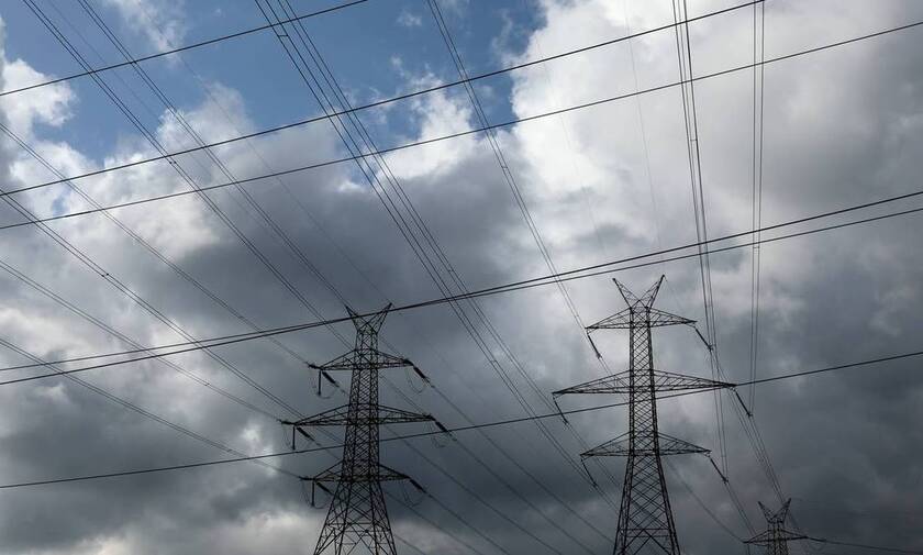 «Ιανός»: Επί ποδός ο ΔΕΔΔΗΕ για την αποκατάσταση της ηλεκτροδότησης σε Ιόνιο και Θεσσαλία