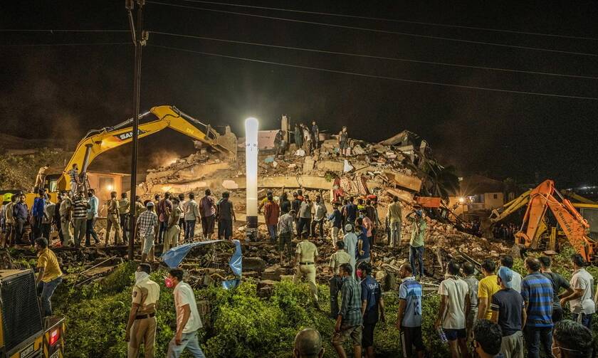 Ινδία: Οκτώ νεκροί από κατάρρευση πολυκατοικίας στη Μουμπάι