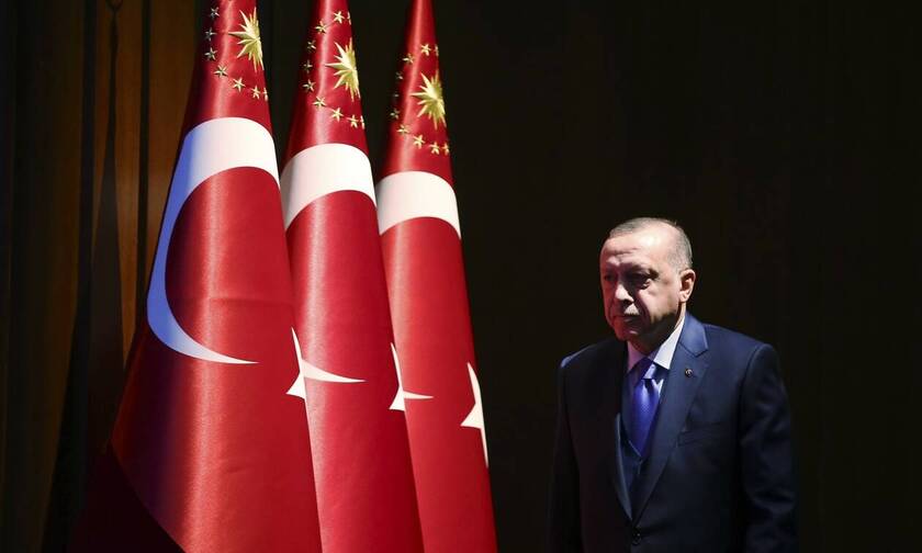 Καταρρέει η τουρκική λίρα! Νέο χαμηλό επίπεδο – ρεκόρ