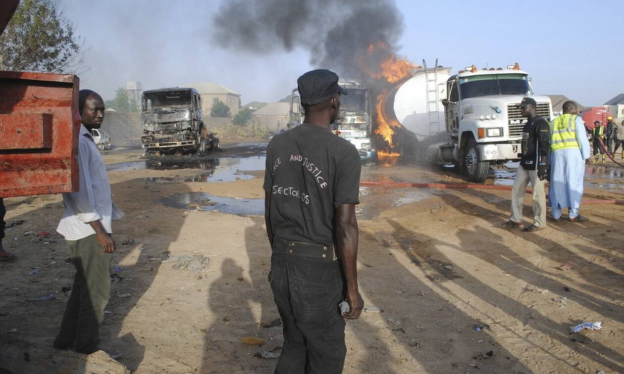 Νιγηρία: 23 νεκροί από φωτιά σε βυτιοφόρο