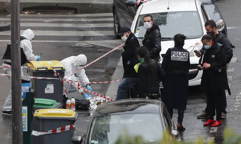Γαλλία: Άλλοι 5 άνδρες τέθηκαν υπό κράτηση για την επίθεση στα παλιά γραφεία του Charlie Hebdo