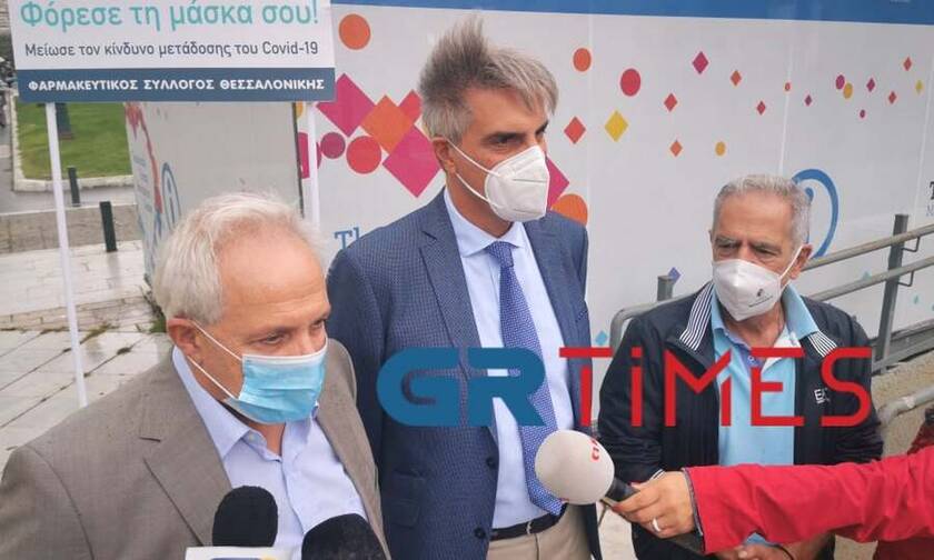 Κορονοϊός: «Τσαρλατάνοι οι αρνητές της μάσκας» - Ξέσπασε ο πρόεδρος του Φαρμακευτικού Συλλόγου
