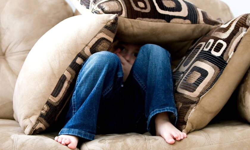 Παιδική κατάθλιψη: Ποια είναι τα προειδοποιητικά συμπτώματα;