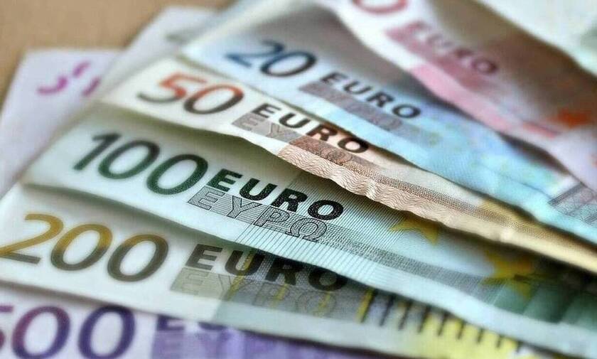 Επίδομα 800 ευρώ: Ποιοι είναι οι νέοι δικαιούχοι - Πώς θα υποβάλετε την αίτηση