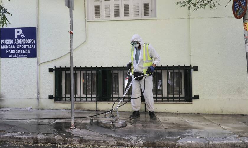 Κορονοϊός: Ο φονικός ιός σαρώνει τα γηροκομεία - 37 οι νεκροί