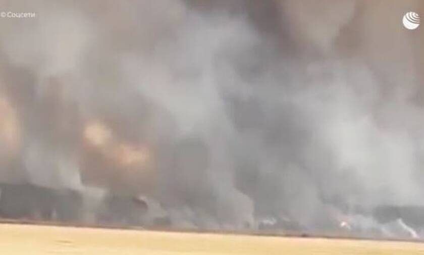 Ρωσία: Πανικός από πυρκαγιά σε αποθήκη πυρομαχικών – Εκκενώνονται 10 χωριά (vid)