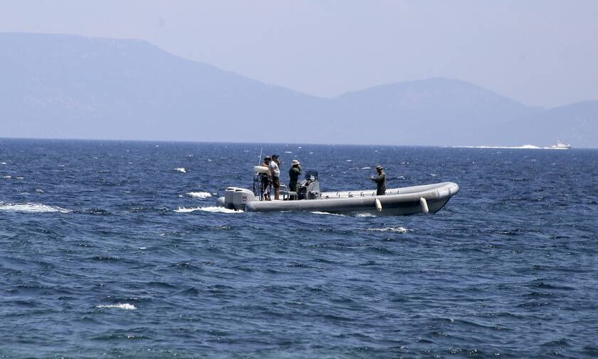 Αγωνία για 27χρονο ναυτικό στη Λάρισα: Έπεσε στη θάλασσα - Έρευνες από το Λιμενικό Σώμα
