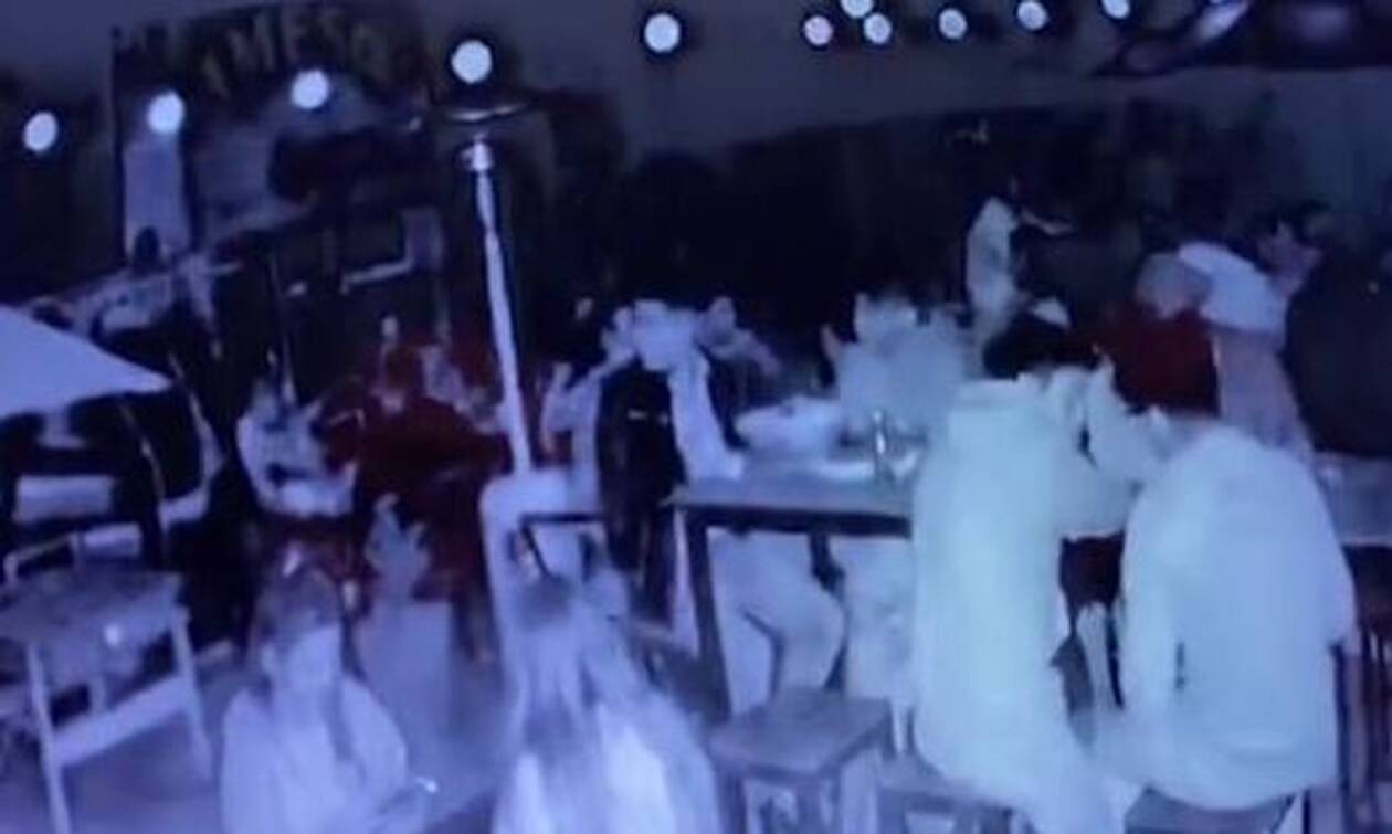 Σοκαριστικό βίντεο: Έκρηξη θερμάστρας σε μπαρ – Σκοτώθηκε 19χρονη (πολύ σκληρές εικόνες)