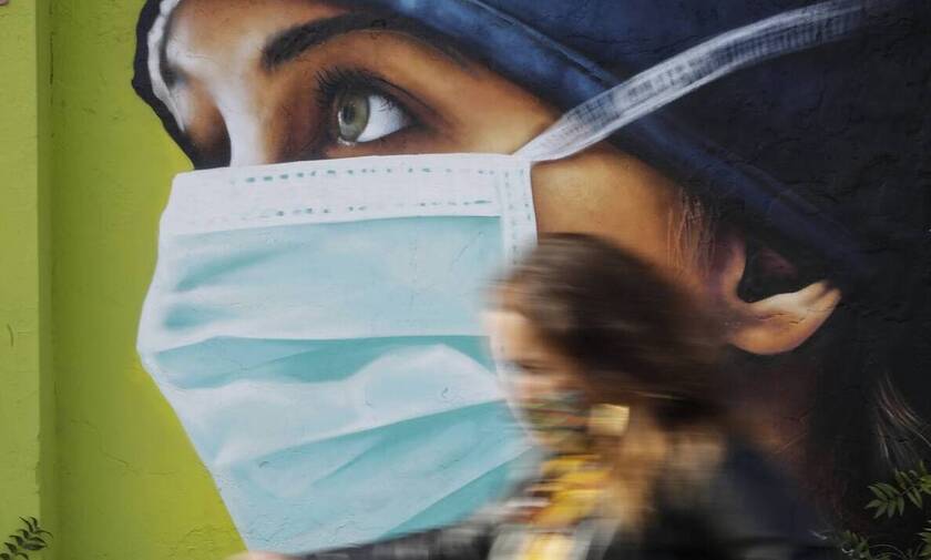 Κορονοϊός: Στη μέγγενη του ιού ξανά όλη η Ευρώπη – Νέα μέτρα και δραματικές προειδοποιήσεις
