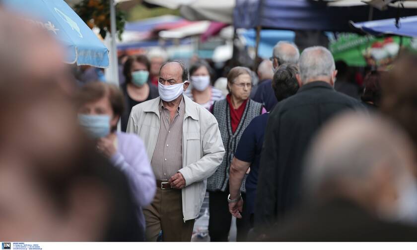 Κορονοϊός - Βατόπουλος στο Newsbomb.gr: Ο ιός θα είναι στη ζωή μας και το χειμώνα του 2021 