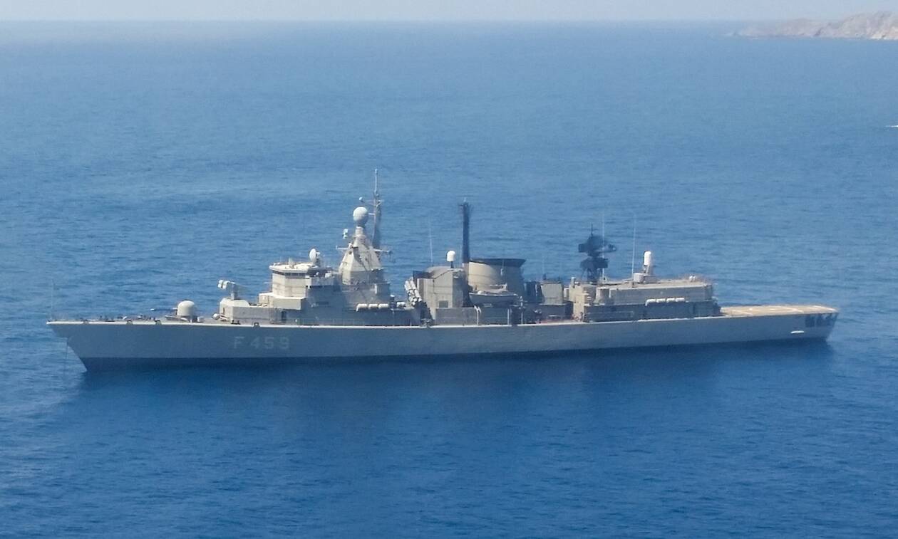 Επιχείρηση «IRINI»: Πλοίο Διοικήσεως η ελληνική φρεγάτα «ΑΔΡΙΑΣ» - Ποιος είναι ο κυβερνήτης της