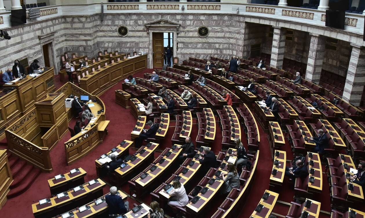 Βουλή - Πτωχευτικό: Νομοθετικές βελτιώσεις από Σταϊκούρα και Γεωργιάδη
