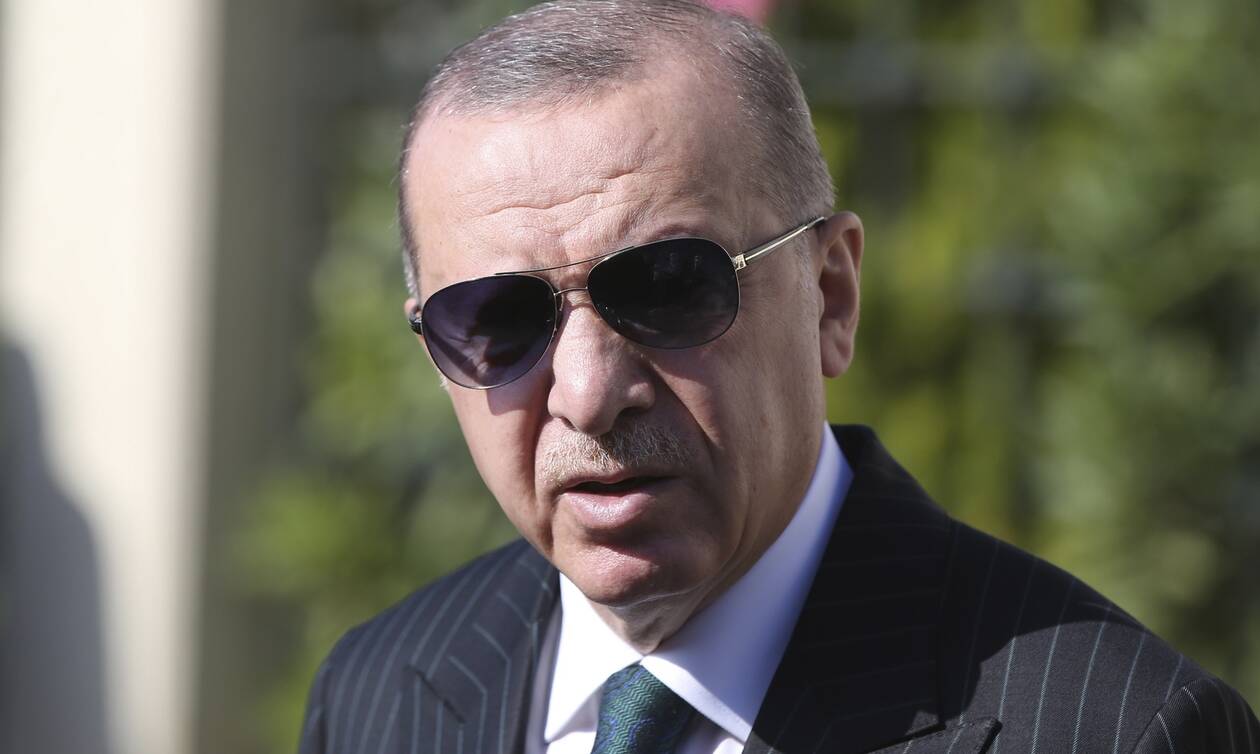 Ανάλυση Newsbomb.gr: Γιατί δεν χρεοκοπεί η Τουρκία - Ο ρόλος του «μαφιόζου» Ερντογάν