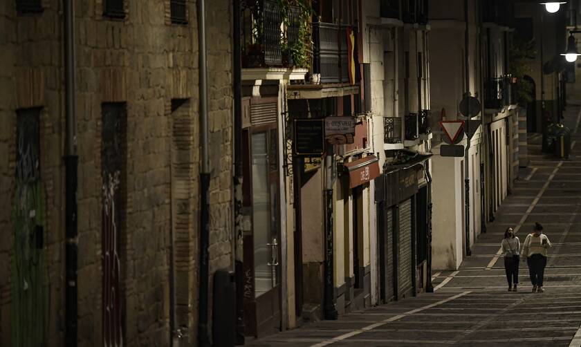Ισπανία - κορονοϊός: «Κλείνουν» εστιατόρια και μπαρ για τουλάχιστον 30 μέρες