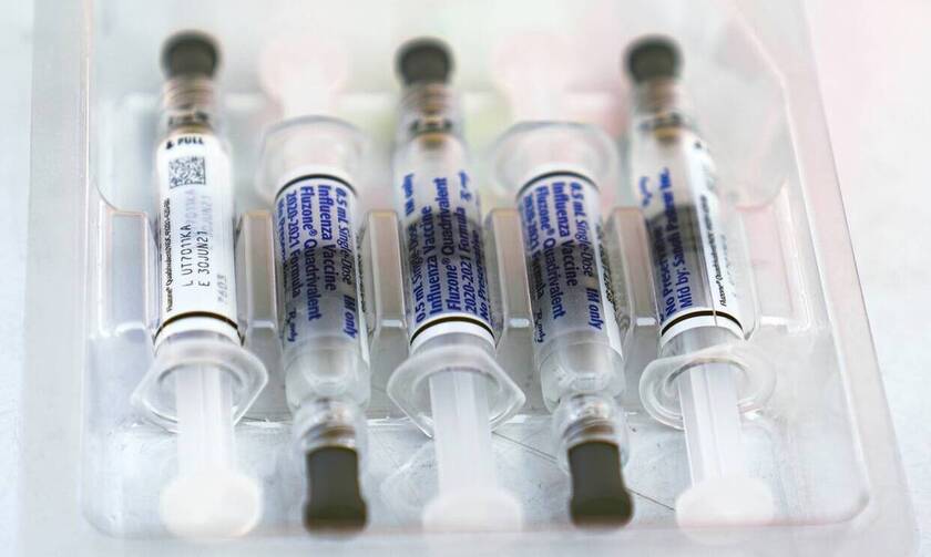 ΕΕ: Οι Βρυξέλλες προειδοποιούν ότι δεν θα υπάρξουν αρκετά εμβόλια κατά της Covid-19