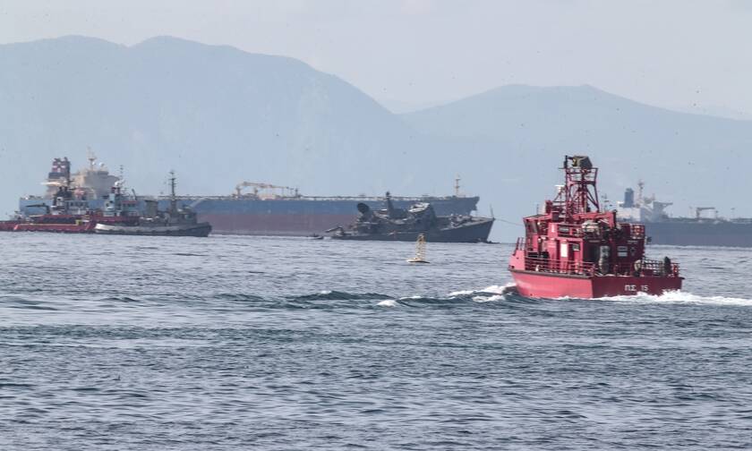 Σύγκρουση πλοίων στον Πειραιά: Διατάχθηκε η σύλληψη του καπετάνιου του εμπορικού πλοίου