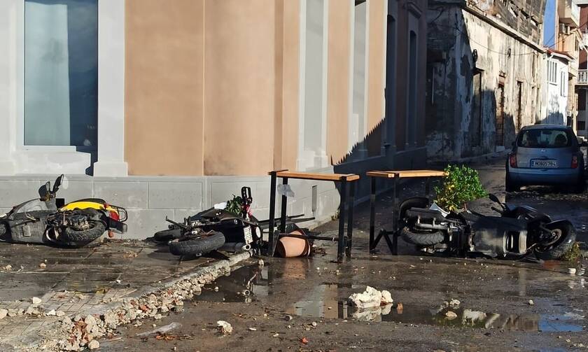 Σεισμός στη Σάμο: Καταπλακώθηκαν δύο παιδιά από τοίχο - Σε εξέλιξη ο απεγκλωβισμός τους