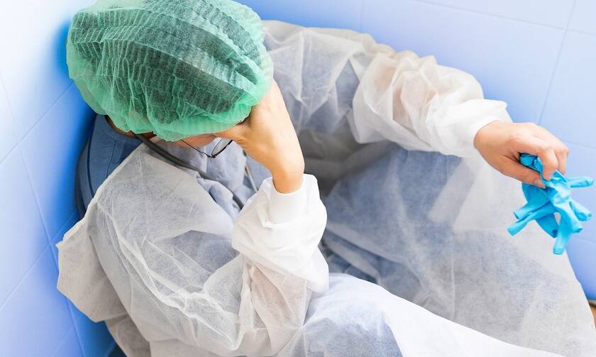 Κορονοϊός Σέρρες: Συγκλονίζει νοσηλεύτρια - «Μη με διασωληνώσετε, θα αναπνέω καλύτερα»