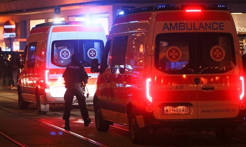 Τρομοκρατική επίθεση Βιέννη: Επίθεση αυτοκτονίας και πυροβολισμοί – Πληροφορίες για πολλούς νεκρούς