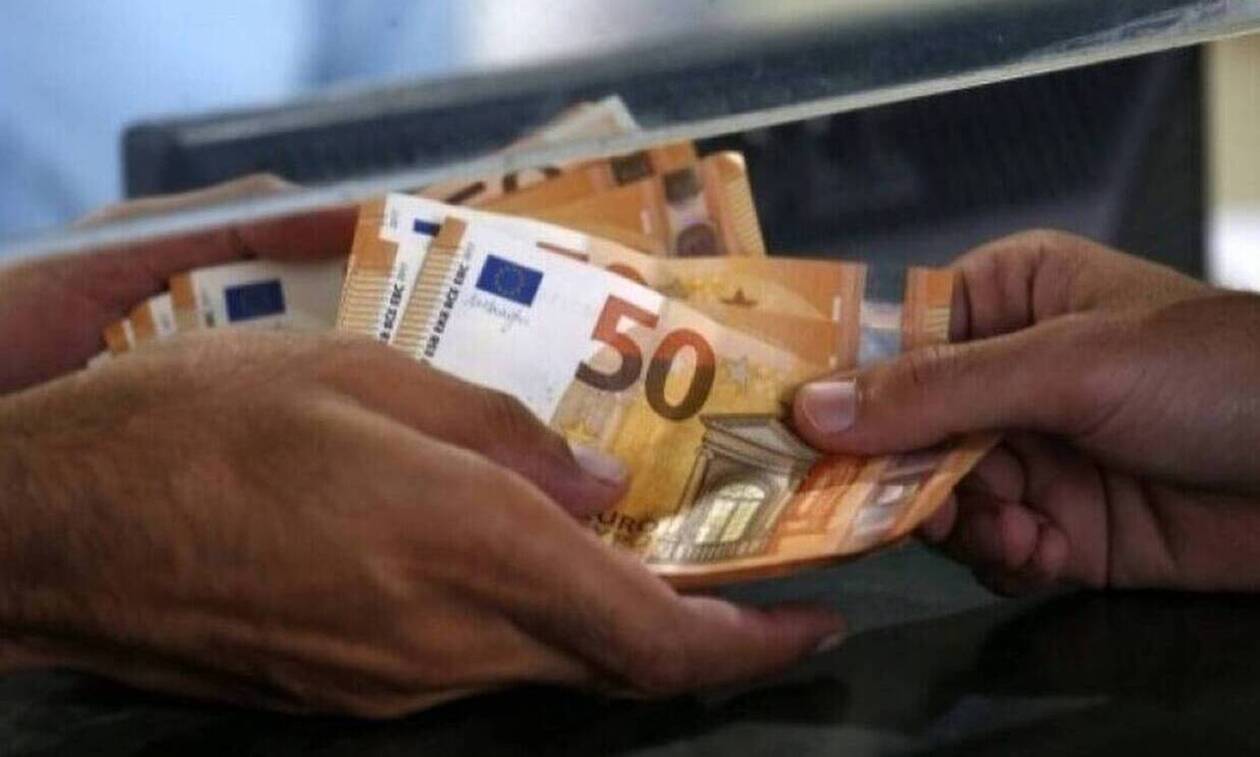 Επίδομα 800 ευρώ: Ποιοι και πότε θα το λάβουν – Οι αιτήσεις για τις αναστολές Νοεμβρίου