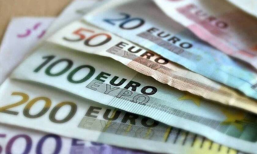 Επίδομα 800 ευρώ: Πότε θα καταβληθεί - Πώς θα πληρωθεί το δώρο Χριστουγέννων