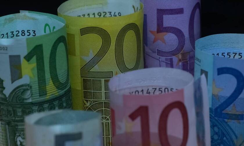 Επίδομα 800 ευρώ: Πότε θα γίνει η πληρωμή - Πότε ξεκινούν οι δηλώσεις - Τα ποσά και οι δικαιούχοι