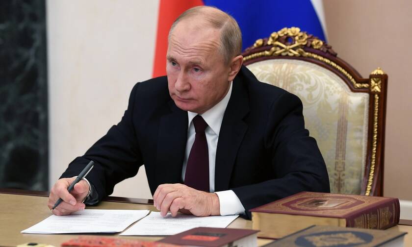 Ο Πούτιν επιβεβαιώνει πως αναπτύσσεται ρωσική ειρηνευτική δύναμη στο Ναγκόρνο-Καραμπάχ