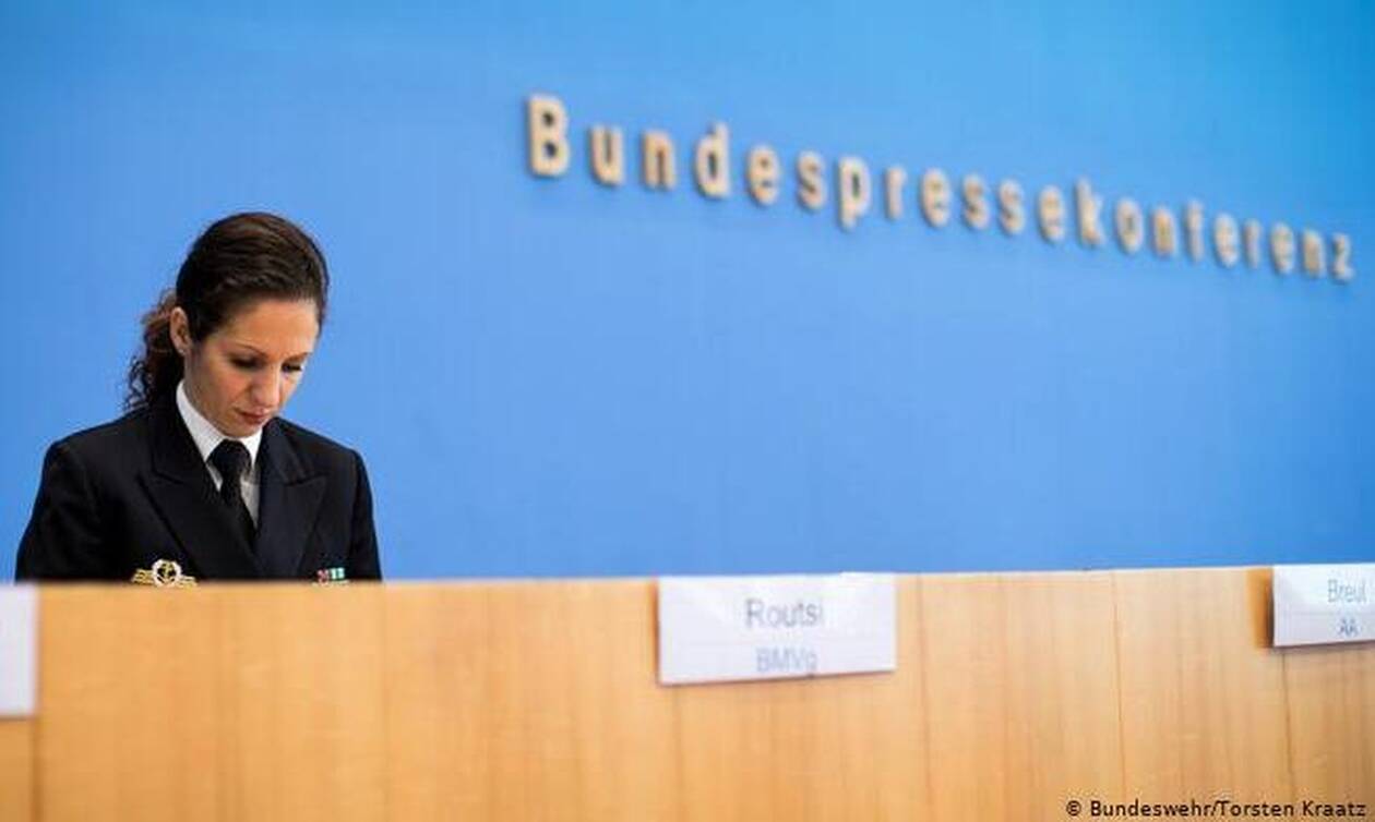 Χριστίνα Ρούτση: Μια Ελληνίδα στο γερμανικό υπουργείο Άμυνας
