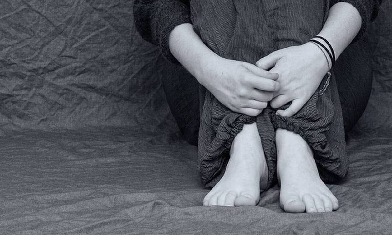 Κάλυμνος: Ζούσε τον εφιάλτη για 4 χρόνια - Πατέρας εξωθούσε τη 14χρονη κόρη του στην πορνεία 