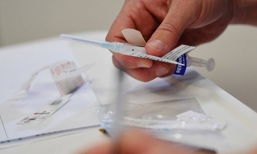 Κορονοϊός - Εμβόλιο: Το Serum έχει παρασκευάσει 40 εκατ. δόσεις του εμβολίου της AstraZeneca