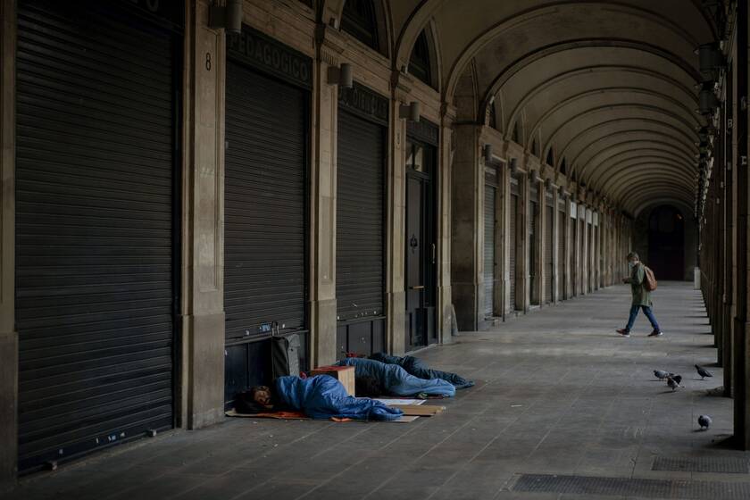 Κορονοϊός: Η ΕΕ κρούει τον κώδωνα του κινδύνου για περισσότερους από 4.000.000 αστέγους