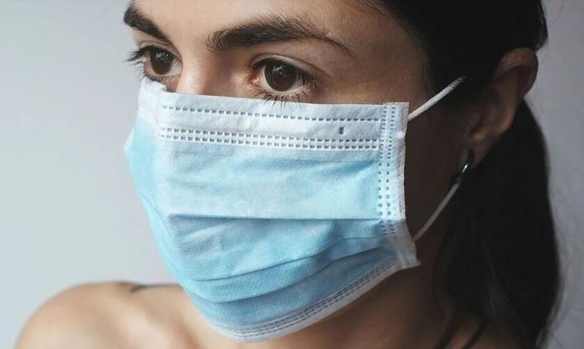 Κορονοϊός: Πείραμα για την αποτελεσματικότητα των μασκών - Αυτή προστατεύει καλύτερα