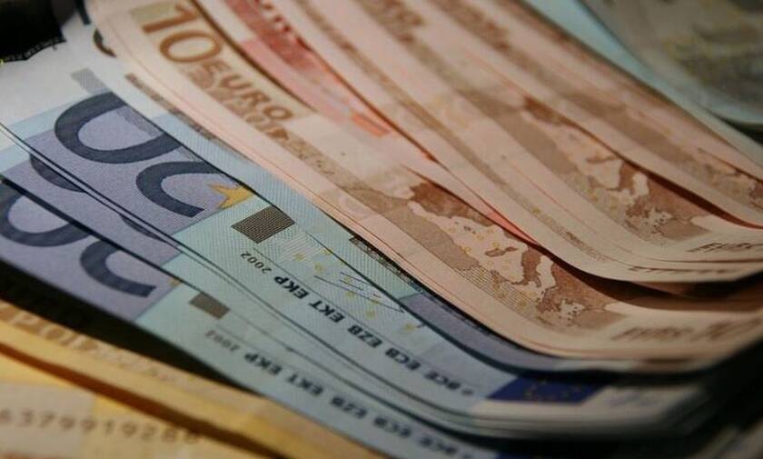 ΟΑΕΔ - Επίδομα 400 ευρώ σε ανέργους: Πότε η πληρωμή – Πώς θα δοθεί