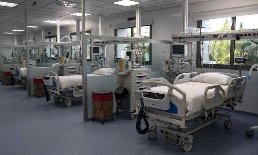 Κορονοϊός: «Στενάζει» το σύστημα υγείας – Θύματα πλέον και γιατροί, νοσηλευτές κι εργαζόμενοι